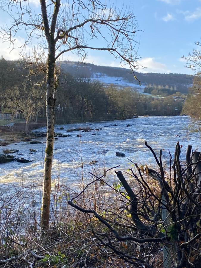 Cobbler'S Cottage At Kindrochet, Strathtay Pitlochry Eksteriør bilde